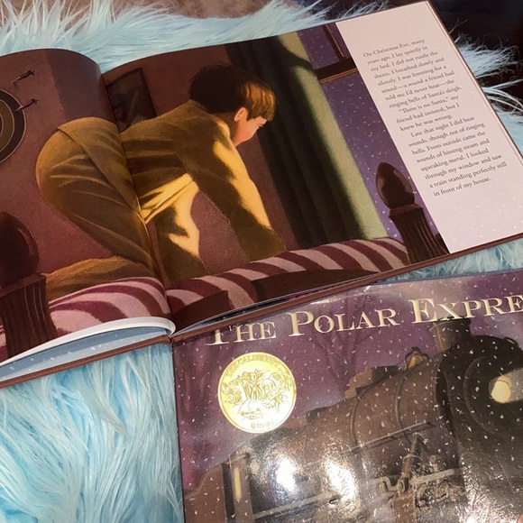 Polar Express hardback Christmas book illustrations snow train book Caldecott - Picture 6 of 12
